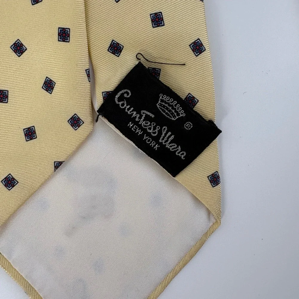 Countess Mara Silk Tie 56x3.75 Mens OS Yellow Geometric Diamond Embroidered Logo